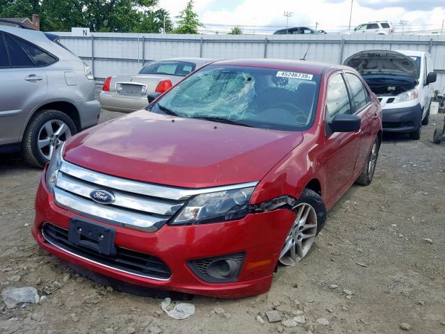 3FAHP0GA0CR241676 - 2012 FORD FUSION S RED photo 2