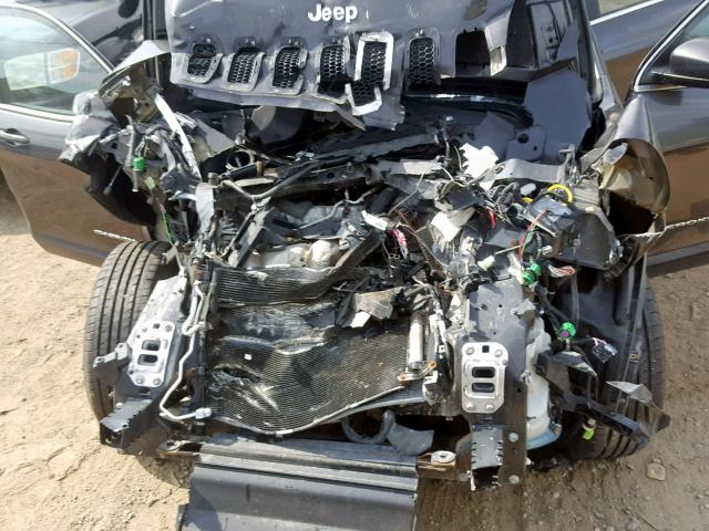 1C4PJMCB4EW272832 - 2014 JEEP CHEROKEE L GRAY photo 7