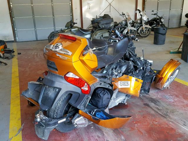 2BXNBDD18EV003551 - 2014 CAN-AM SPYDER ROA ORANGE photo 4