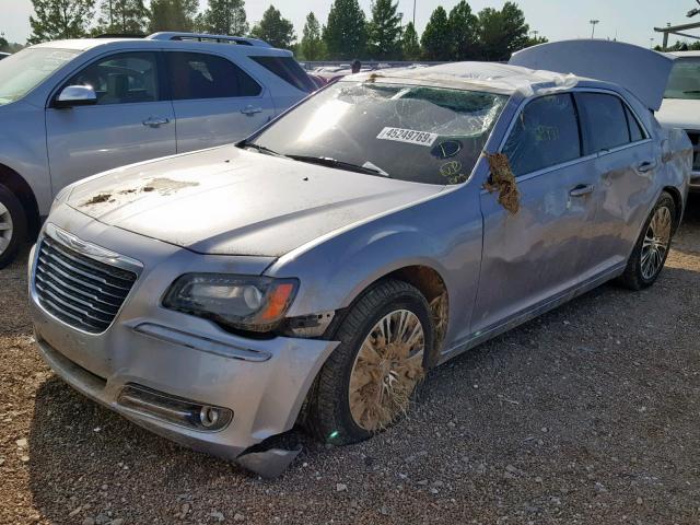 2C3CCAGG8EH157795 - 2014 CHRYSLER 300 S SILVER photo 2