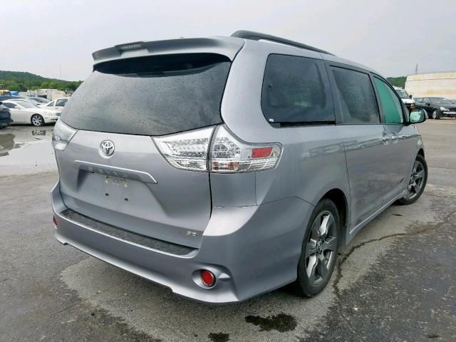 5TDXZ3DC7JS923245 - 2018 TOYOTA SIENNA SE SILVER photo 4