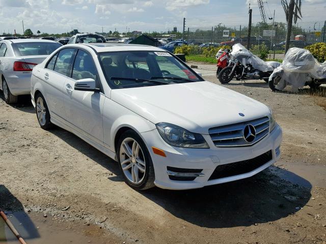 WDDGF4HB3DR268493 - 2013 MERCEDES-BENZ C 250 WHITE photo 1