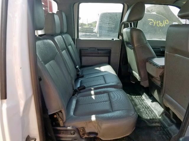 1FD0W5HT1CEC97132 - 2012 FORD F550 SUPER WHITE photo 6