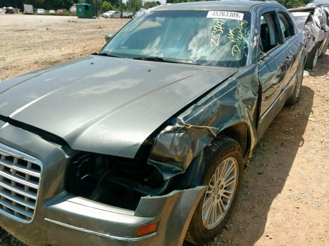 2C3KA53G28H151672 - 2008 CHRYSLER 300 TOURIN GRAY photo 9