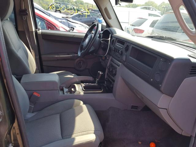1J8HG48K77C578870 - 2007 JEEP COMMANDER GREEN photo 5