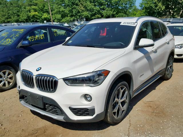 WBXHT3C31H5F80218 - 2017 BMW X1 XDRIVE2 WHITE photo 2