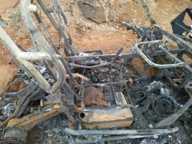 3JBKKXP15CJ001113 - 2012 CAN-AM COMMANDER GRAY photo 7