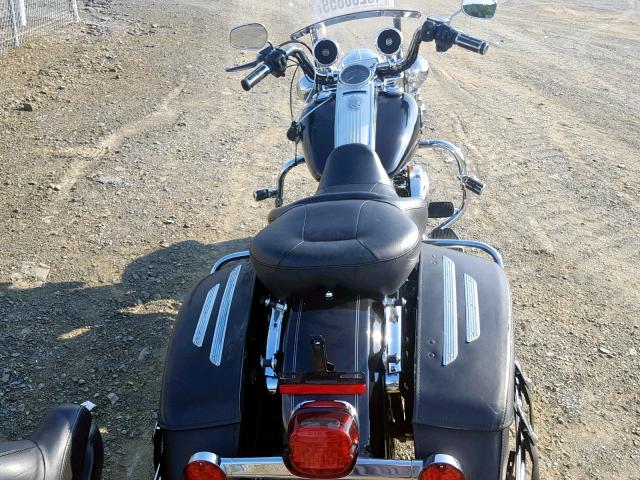 1HD1FR416AB609592 - 2010 HARLEY-DAVIDSON FLHRC BLACK photo 6