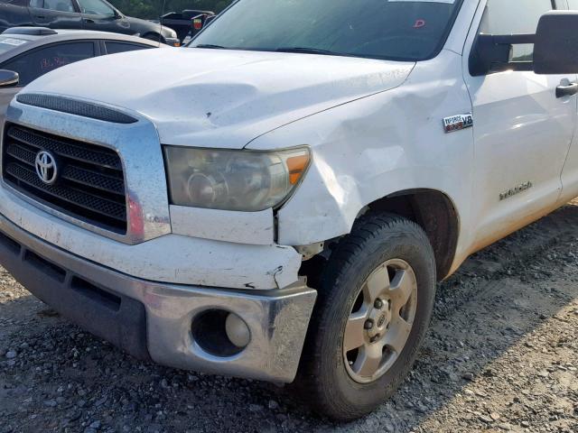 5TFRV54118X041572 - 2008 TOYOTA TUNDRA DOU WHITE photo 9