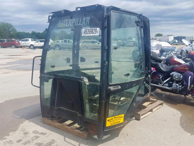 0420EJDJL00585 - 2010 CATERPILLAR CAB ONLY BLACK photo 3