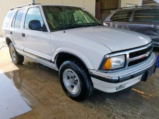 1GNCS13WXVK248109 - 1997 CHEVROLET BLAZER WHITE photo 1