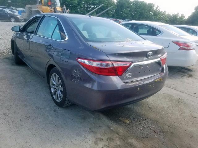 4T1BF1FK3FU899214 - 2015 TOYOTA CAMRY LE GRAY photo 3