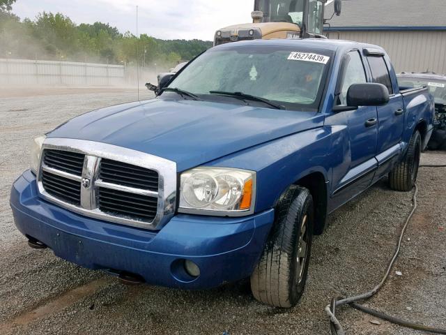 1D7HW48N65S130469 - 2005 DODGE DAKOTA QUA BLUE photo 2