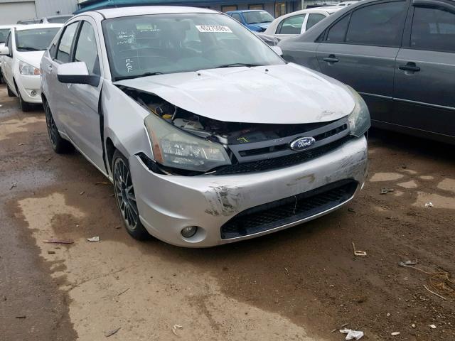 1FAHP3GN8AW130856 - 2010 FORD FOCUS SES SILVER photo 1