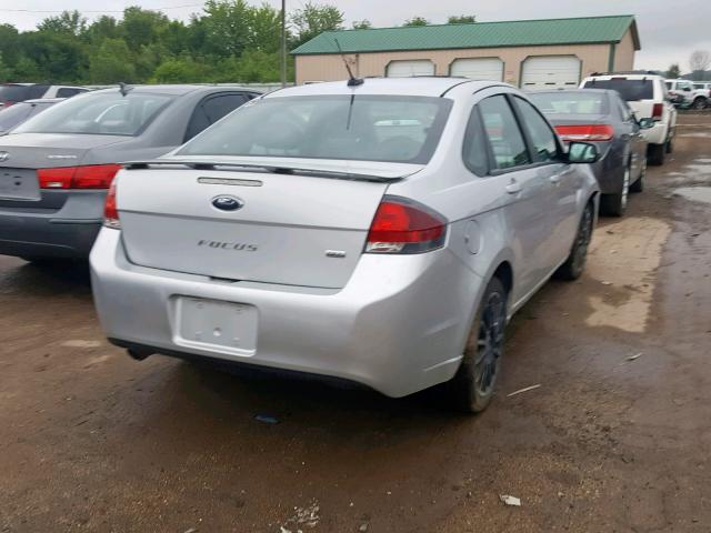 1FAHP3GN8AW130856 - 2010 FORD FOCUS SES SILVER photo 4