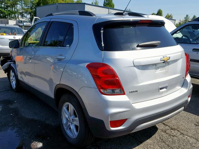 3GNCJLSB9HL140421 - 2017 CHEVROLET TRAX 1LT SILVER photo 3