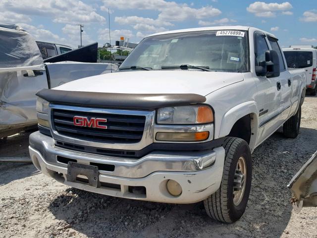 1GTHC23D66F235822 - 2006 GMC SIERRA C25 WHITE photo 2