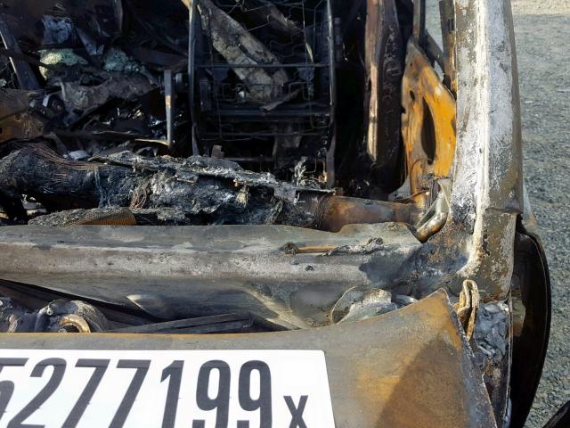 JTJBT20XX30004440 - 2003 LEXUS GX 470 BURN photo 10