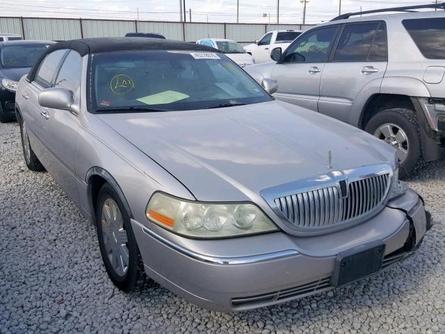 1LNHM83WX3Y627179 - 2003 LINCOLN TOWN CAR C BEIGE photo 1