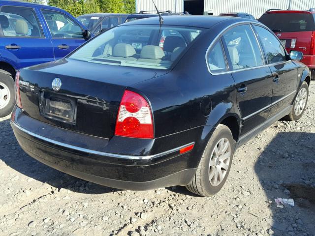 WVWPD63BX2P440594 - 2002 VOLKSWAGEN PASSAT GLS BLACK photo 4