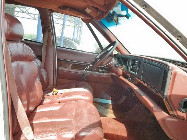 1G4HP52K5XH446551 - 1999 BUICK LESABRE CU WHITE photo 5