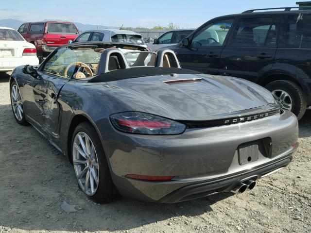 WP0CA2A87HS221301 - 2017 PORSCHE BOXSTER GRAY photo 3