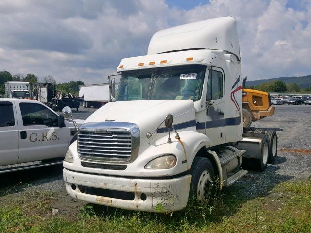1FUJF0CV94LM74567 - 2004 FREIGHTLINER COLUMBIA 1 WHITE photo 2