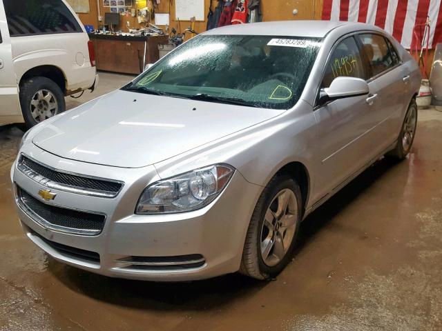 1G1ZC5E06AF210081 - 2010 CHEVROLET MALIBU 1LT SILVER photo 2