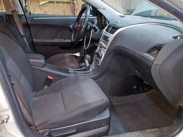 1G1ZC5E06AF210081 - 2010 CHEVROLET MALIBU 1LT SILVER photo 5