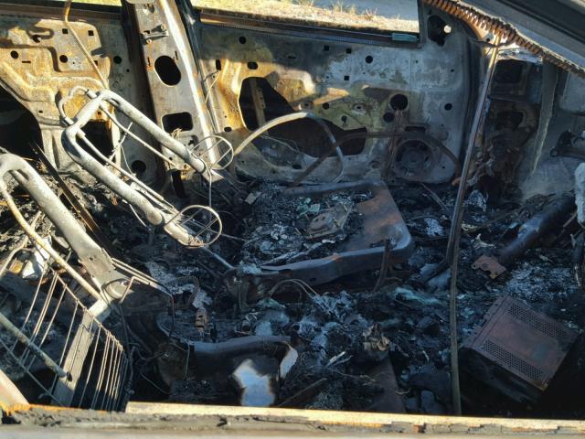 2G2WS522241231299 - 2004 PONTIAC GRAND PRIX GREEN photo 5