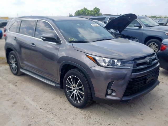 5TDKZRFH0JS281392 - 2018 TOYOTA HIGHLANDER GRAY photo 1