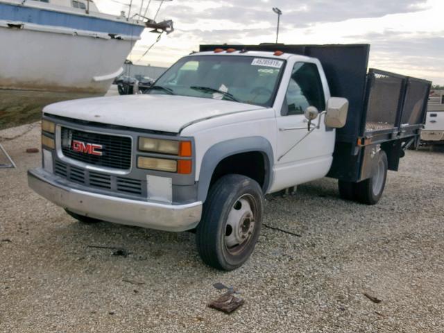 1GDKC34F3WF037612 - 1998 GMC SIERRA C35 WHITE photo 2