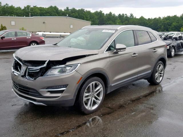 5LMTJ3DH9HUL71635 - 2017 LINCOLN MKC RESERV GRAY photo 2