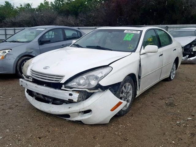 JTHBF30G820045503 - 2002 LEXUS ES 300 WHITE photo 2