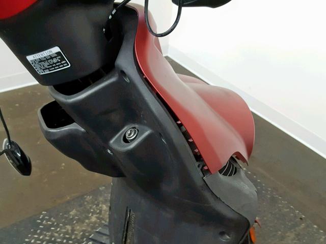 RFVPMP200G1012099 - 2016 GENUINE SCOOTER CO. ROUGHHOUSE RED photo 9