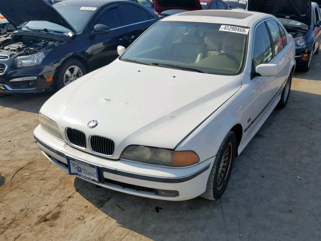 WBADE6323VBW50856 - 1997 BMW 540 I AUTO WHITE photo 2