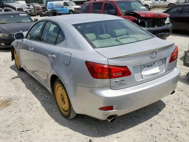 JTHCK262665002020 - 2006 LEXUS IS 250 SILVER photo 3