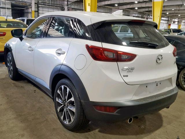 JM1DKFC71K0423597 - 2019 MAZDA CX-3 TOURI WHITE photo 3