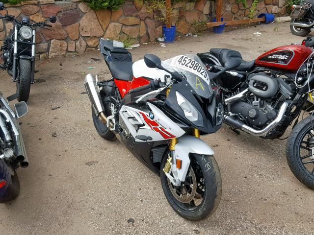 WB10D600XHZ709630 - 2017 BMW S 1000 RR WHITE photo 1