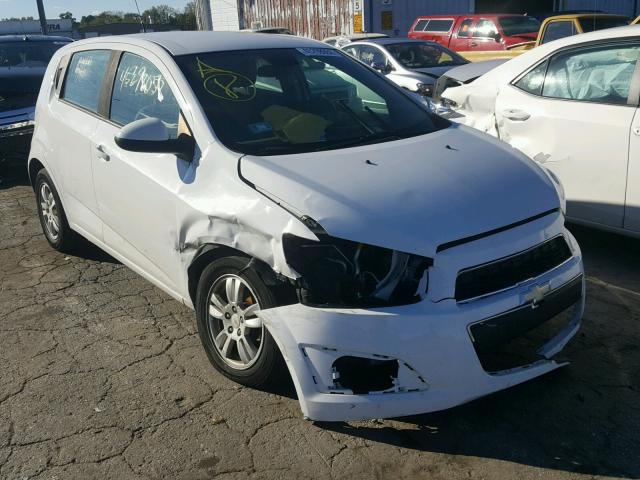 1G1JA6SH1C4162443 - 2012 CHEVROLET SONIC LS WHITE photo 1