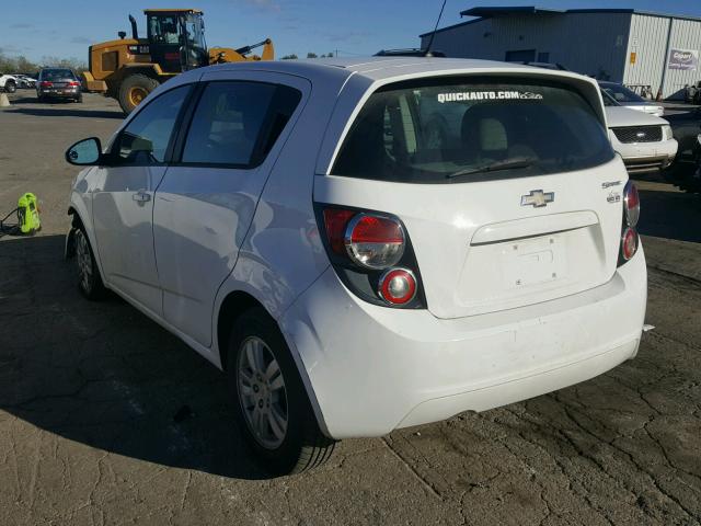 1G1JA6SH1C4162443 - 2012 CHEVROLET SONIC LS WHITE photo 3