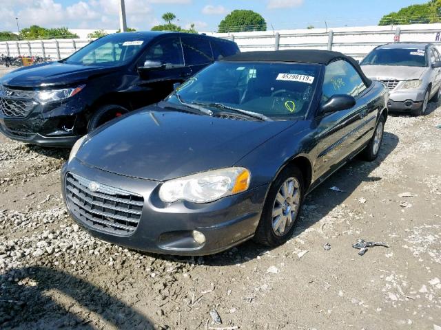 1C3EL55R14N239541 - 2004 CHRYSLER SEBRING LX GRAY photo 2