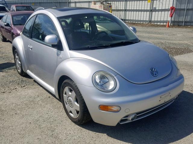 3VWDD21C7YM461826 - 2000 VOLKSWAGEN NEW BEETLE SILVER photo 1