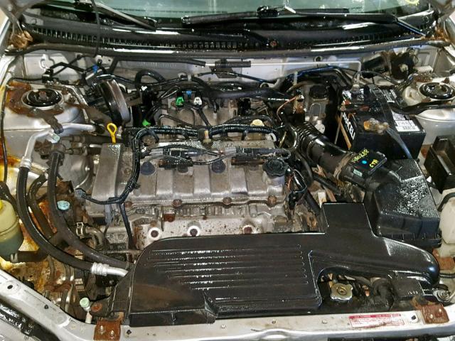 JM1BJ225521627820 - 2002 MAZDA PROTEGE DX SILVER photo 7