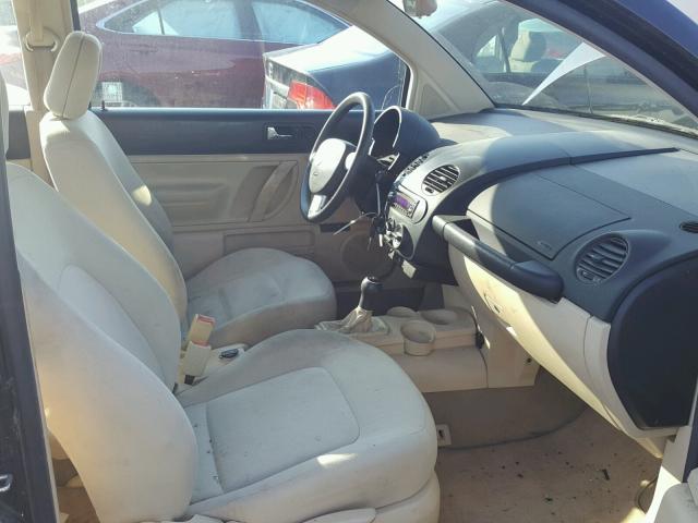 3VWBB61C6WM039077 - 1998 VOLKSWAGEN NEW BEETLE Qara foto 5