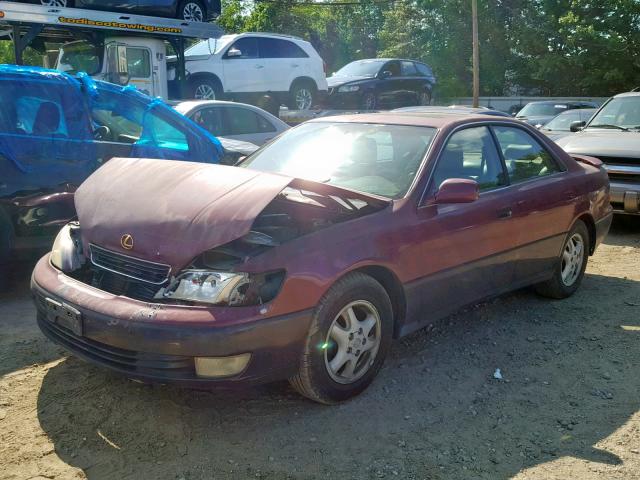 JT8BF22G3V0041189 - 1997 LEXUS ES 300 RED photo 2