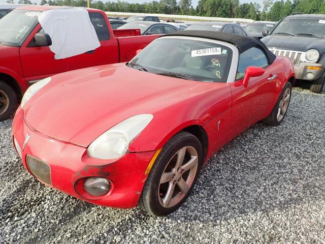 1G2MB35B08Y127520 - 2008 PONTIAC SOLSTICE RED photo 2