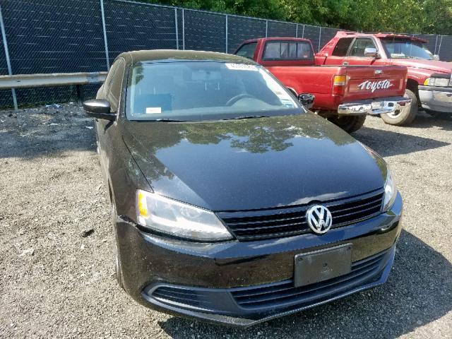 3VW2K7AJ6EM350639 - 2014 VOLKSWAGEN JETTA BASE BLACK photo 9