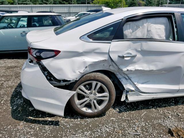 5NPE34AF1JH612364 - 2018 HYUNDAI SONATA SPO WHITE photo 9