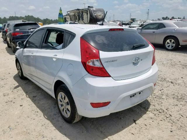 KMHCT5AE7HU342332 - 2017 HYUNDAI ACCENT SE WHITE photo 3